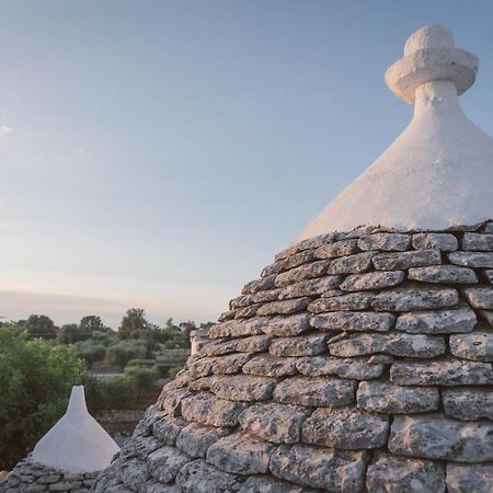 Trulli Harmonia Con Piscina - Alberobello Bagian luar foto