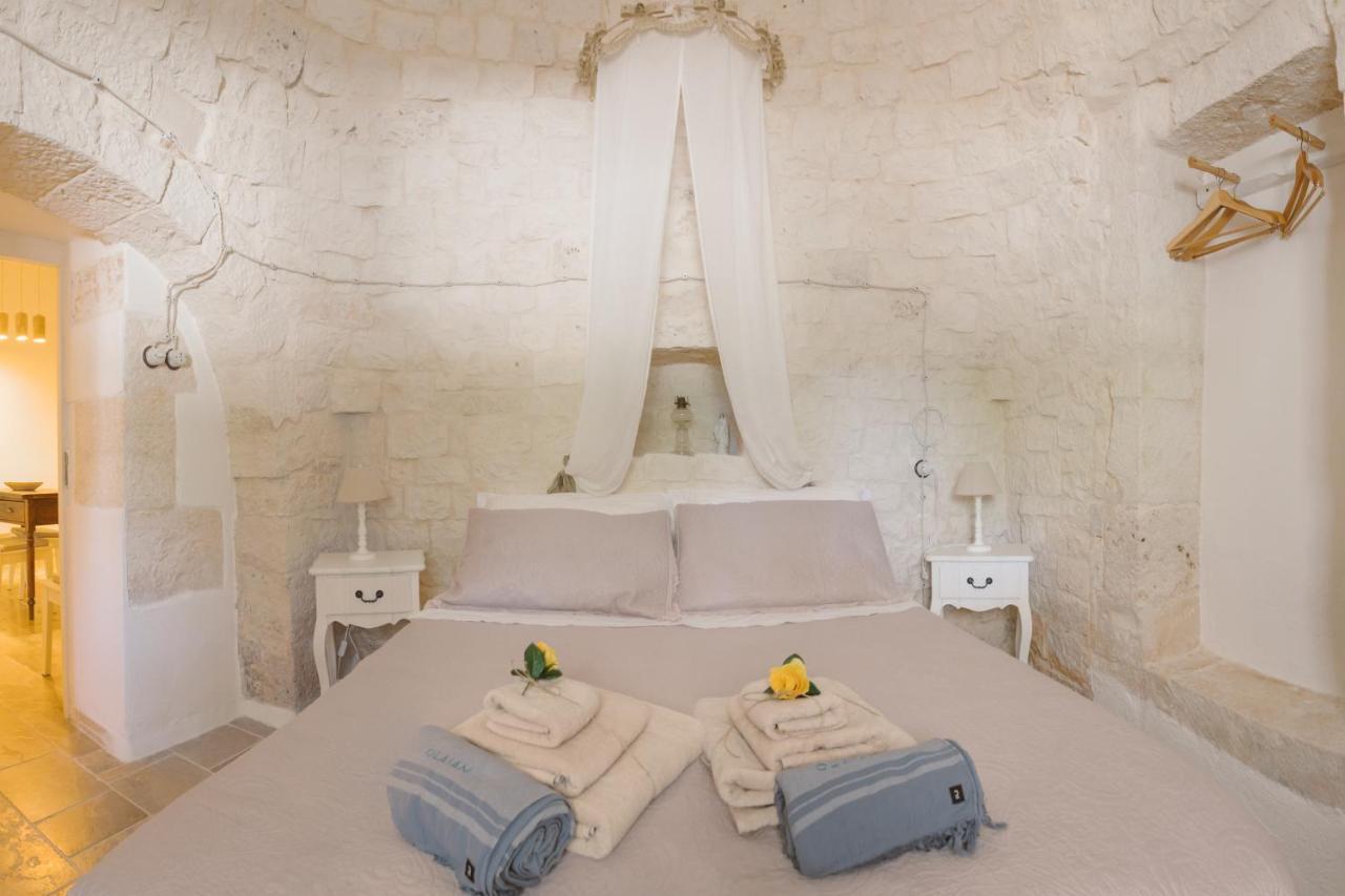 Trulli Harmonia Con Piscina - Alberobello Bagian luar foto